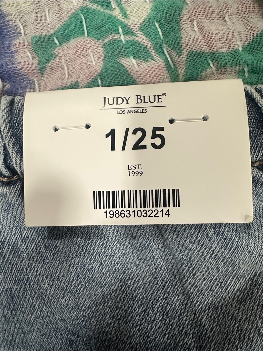 Judy Blue Featherweight Flow Palazzo Jeans - Picture 6 of 7
